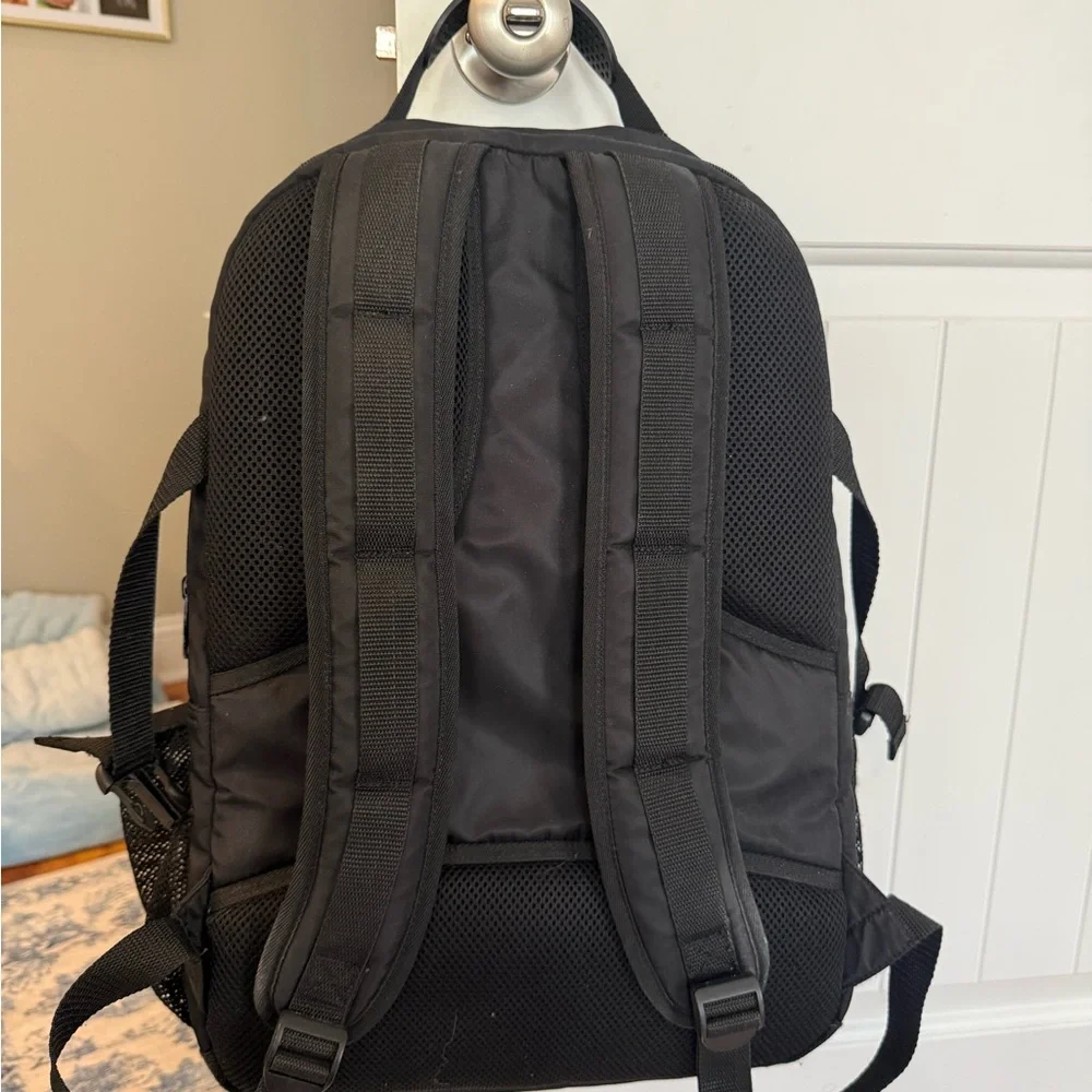 Black cheer infinity Backpack - Picture 2 of 7